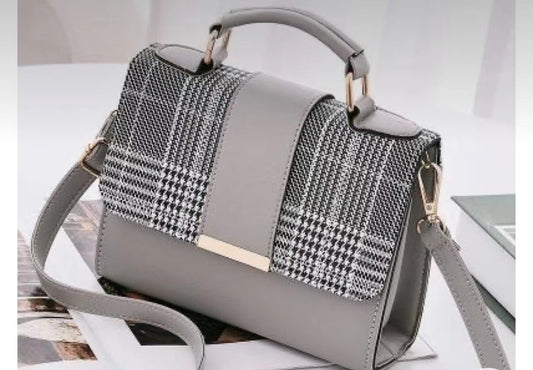 Women Fashion Synthetic Leather Handbags